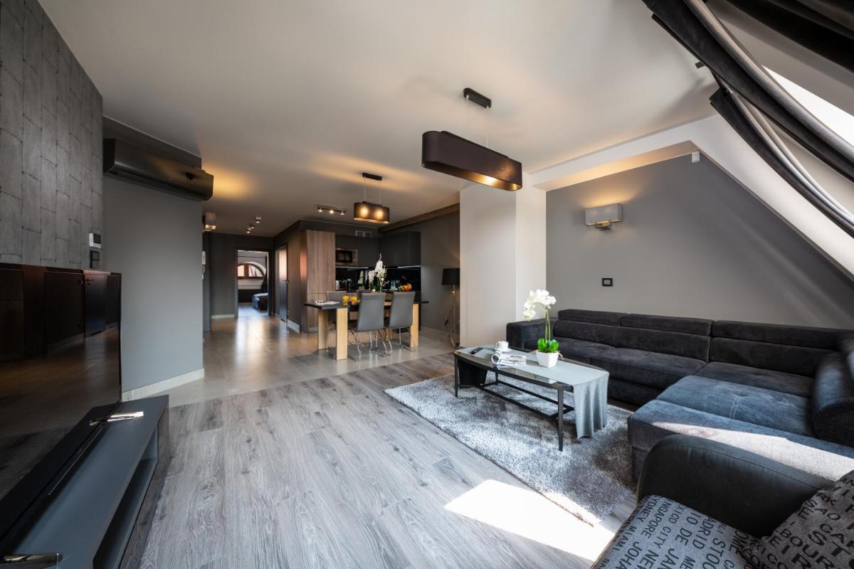 Aparthotel New Lux - Housity