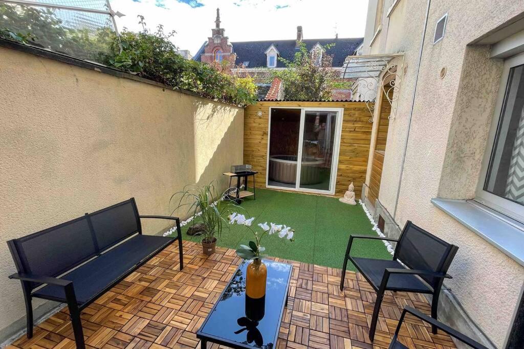 SPA - 4 Pers - NETFLIX - Gare - Parking - Housity