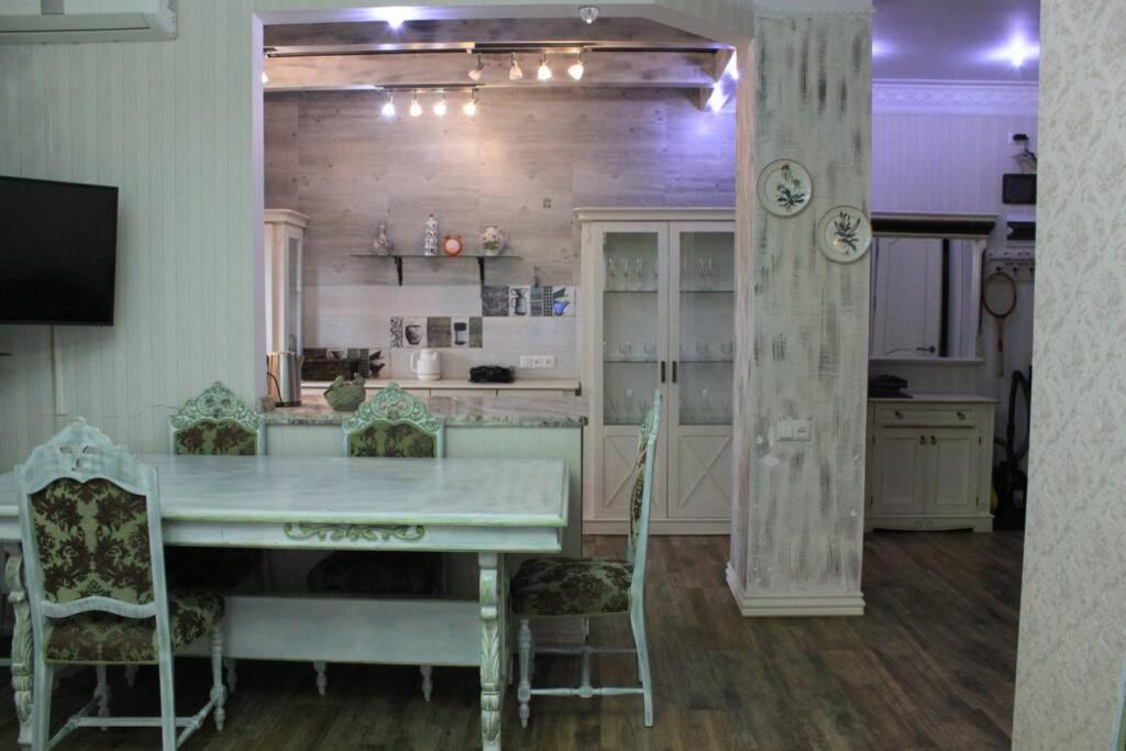 Elegant 1-bed room apartment - Housity