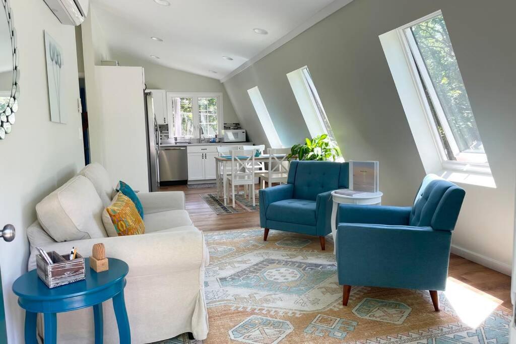 Suitetrails - Newly Renovated Carriage House Near Town & Beaches