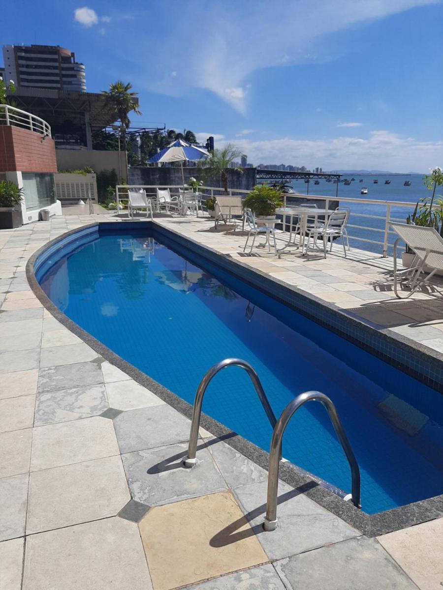Yacht Coast - Housity