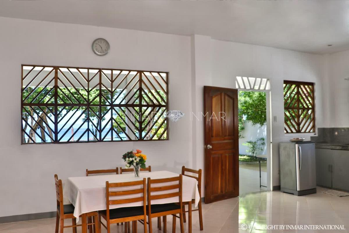 Sunset View Beach House - Housity