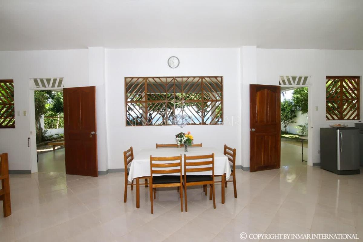 Sunset View Beach House - Housity