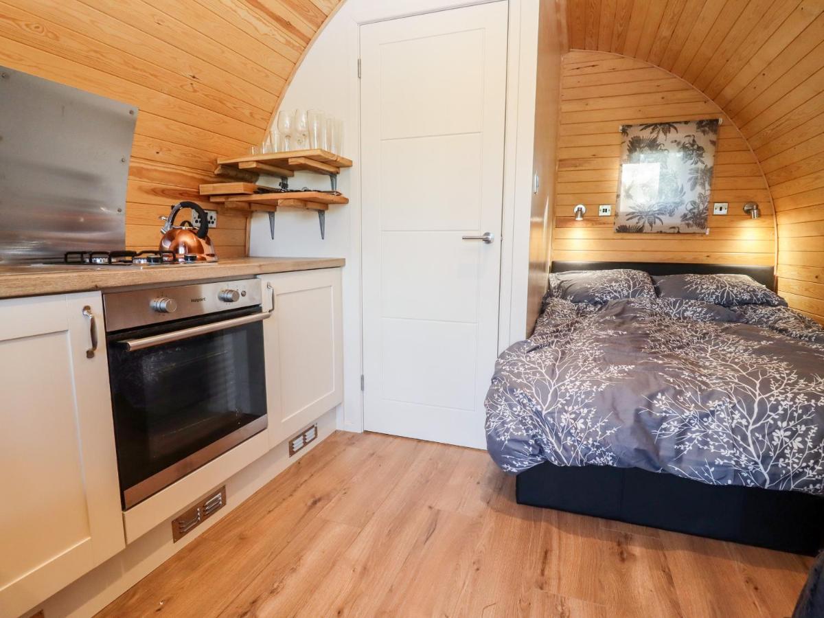 Gander Pod - Housity