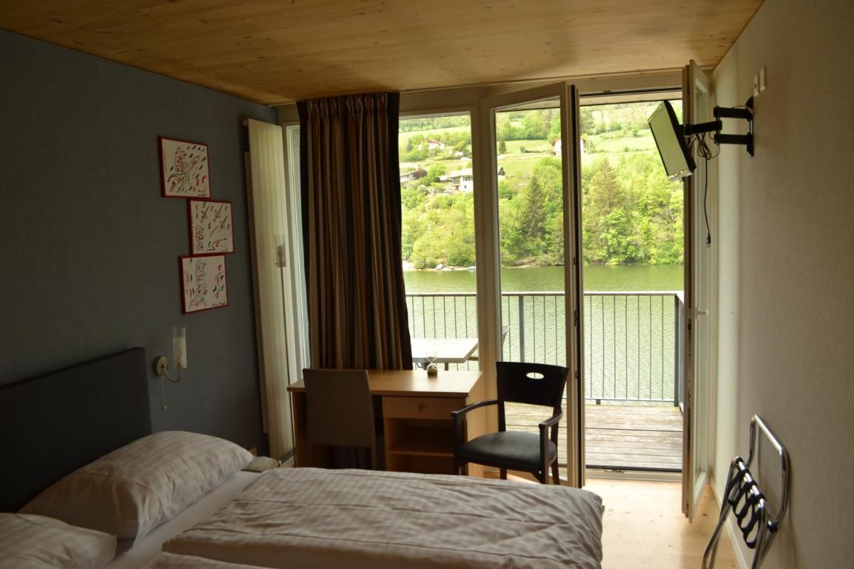 Hotel Les Rives Du Doubs - Housity