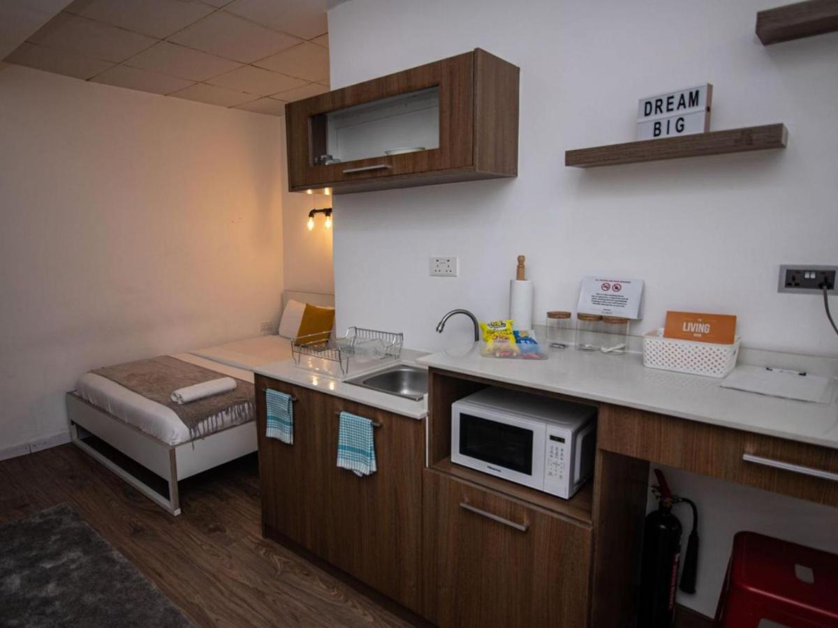 Yellow Door Apartments - Housity
