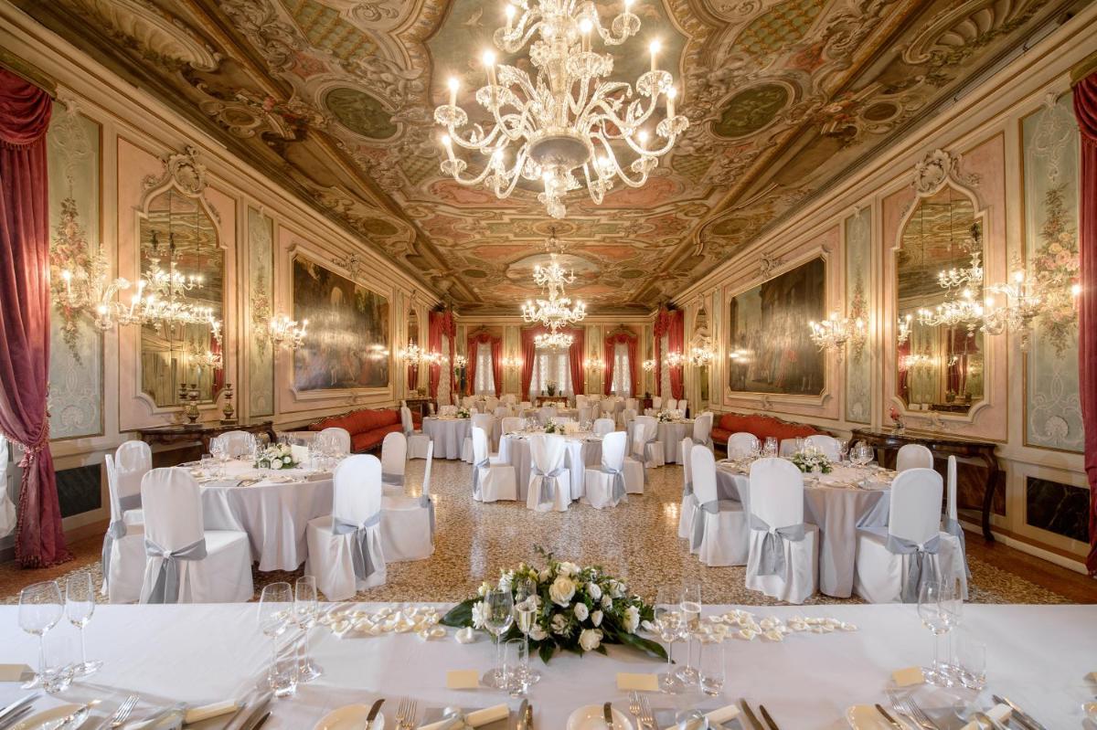 Suitetrails - Baglioni Hotel Luna - The Leading Hotels of the World