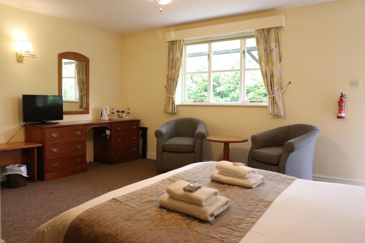 St George\'s Lodge, Bisley - Housity