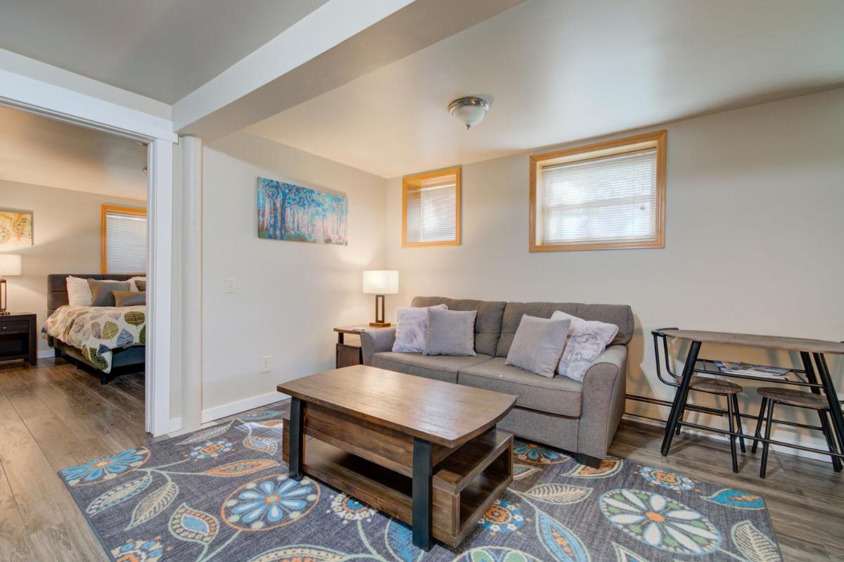 Charming and cozy downtown Bozeman 1 bedroom condo Walk to dinner and drinks - Housity