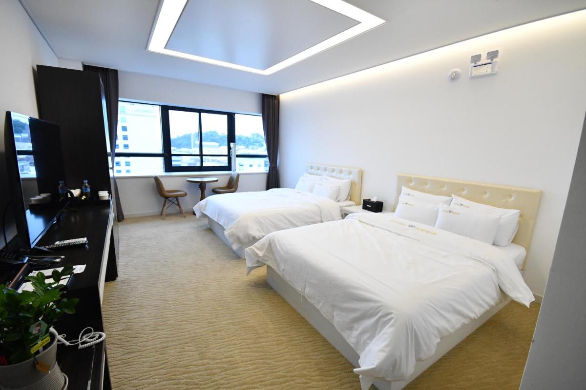 Hotel Wooin - Housity