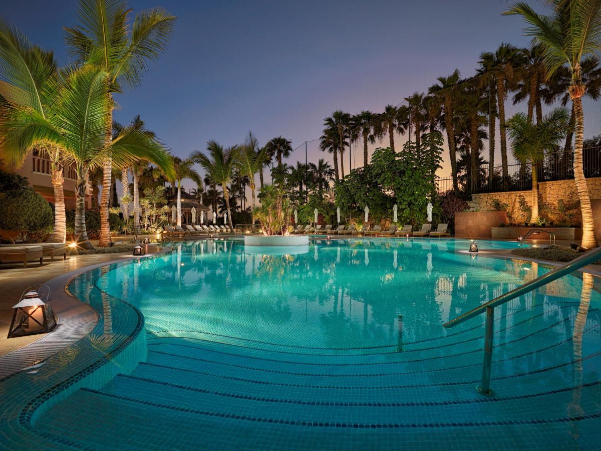 Piscina en o cerca de Hotel Las Madrigueras Golf Resort & Spa - Adults Only