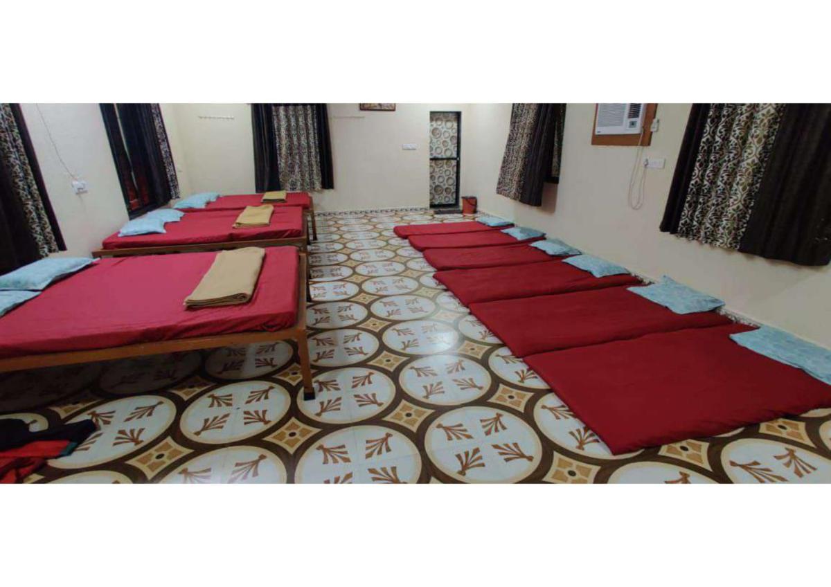 RED FarmHouse 2BHK - Housity