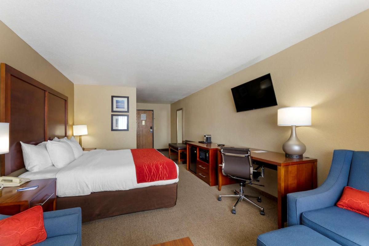 Comfort Inn River's Edge - Housity