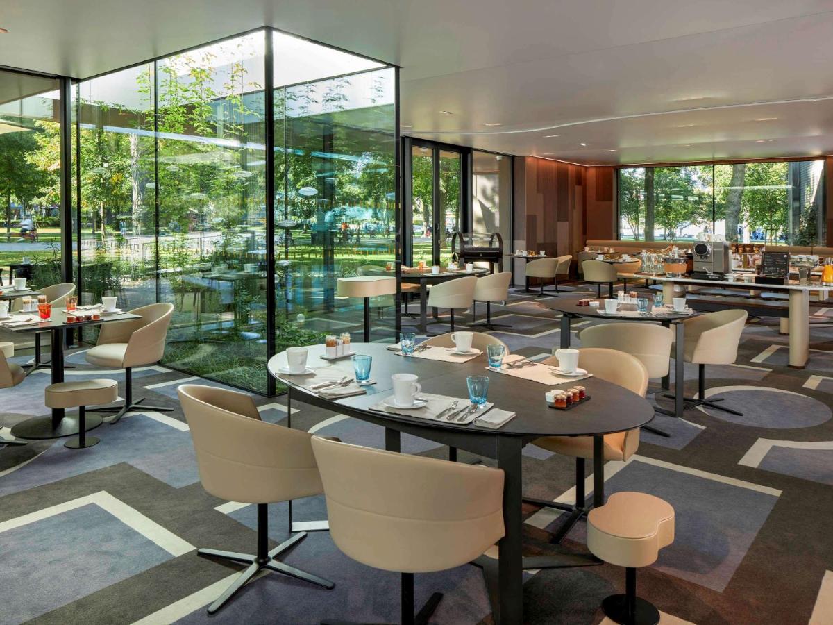 Restaurant ou autre lieu de restauration dans l'établissement L'Esquisse Hotel & Spa Colmar - MGallery Collection