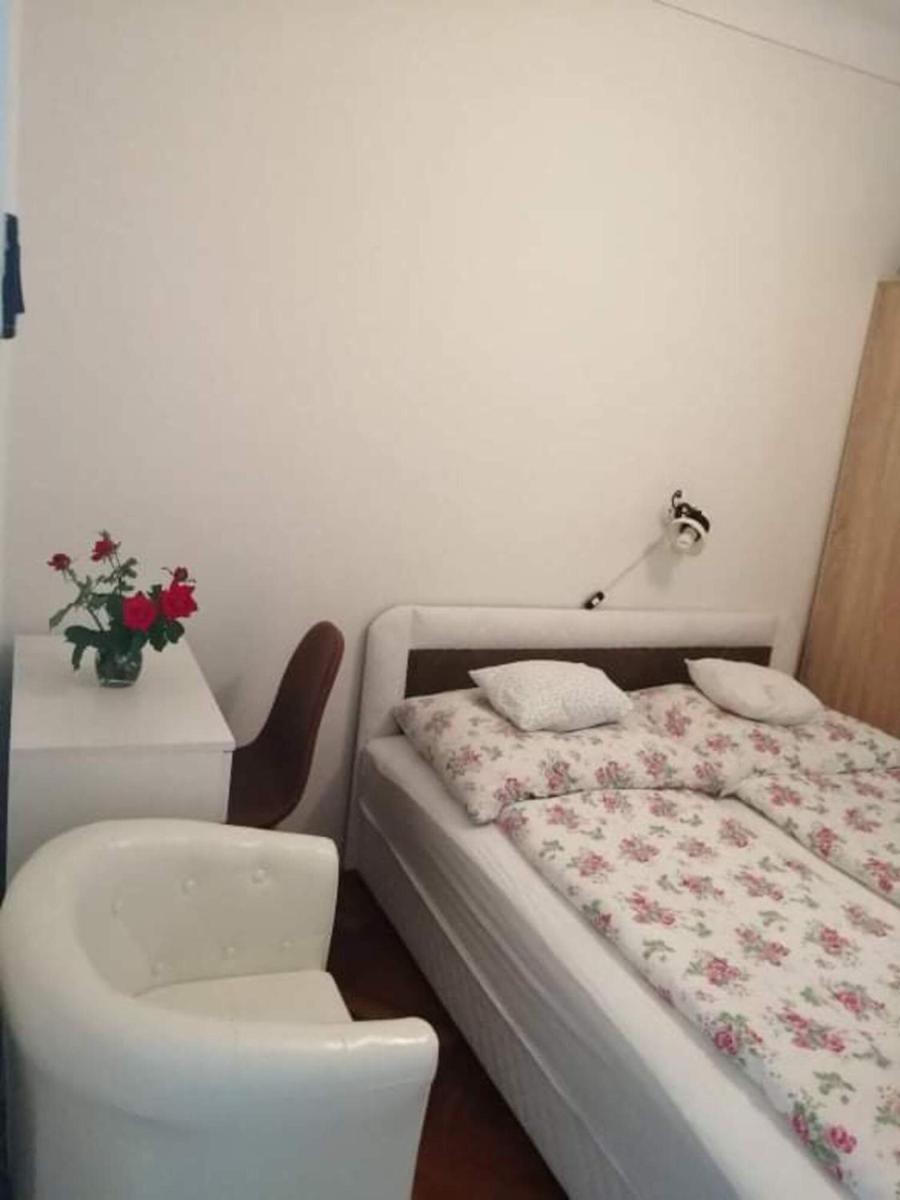 Park Apartman - Housity