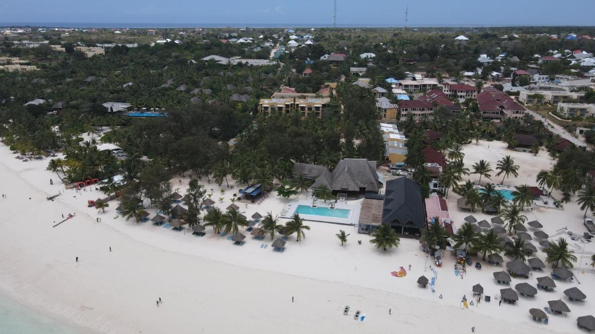 Sunset Kendwa Beach Hotel - Housity