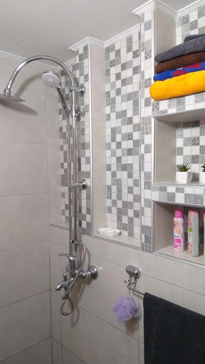 Apartman sa garažom i internetom - Hizvo