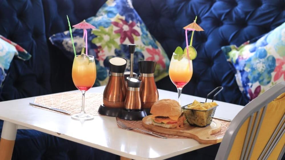 Empire Guesthouse - Housity