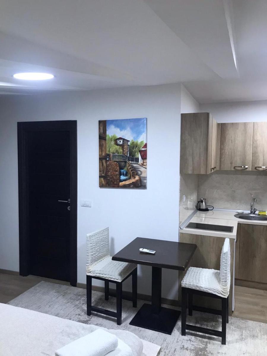 Centar Bruno - Housity