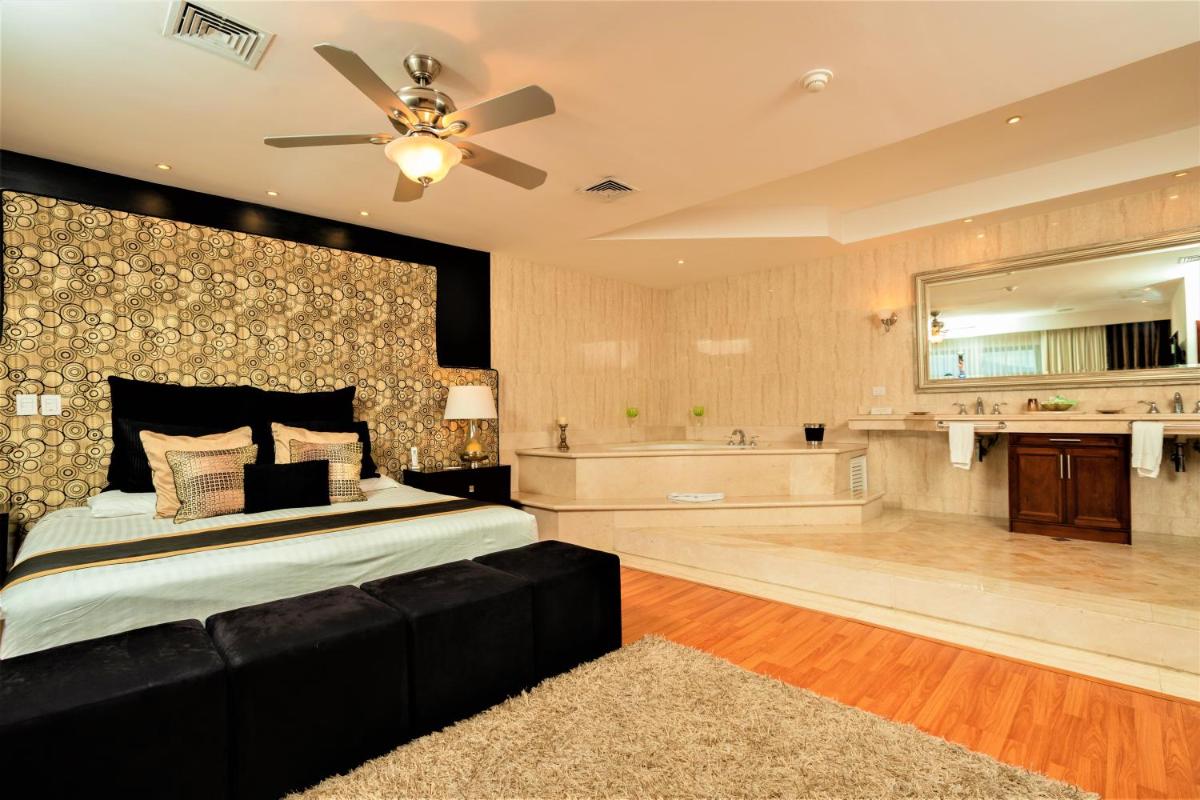 Hotel Palma Real - Housity