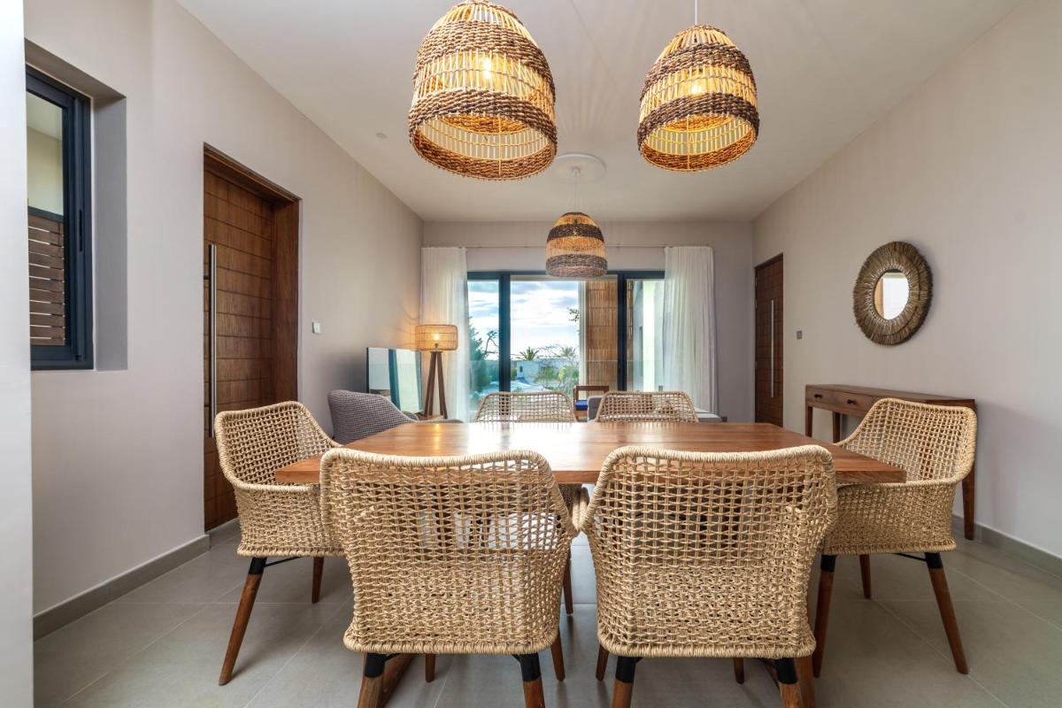 NEW luxury Apartment no10 at ONE BAY RESIDENCE PEREYBERE - Hizvo