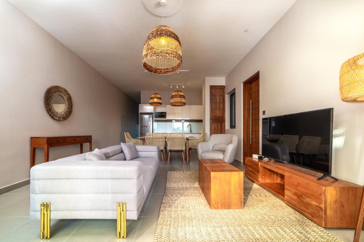 NEW luxury Apartment no10 at ONE BAY RESIDENCE PEREYBERE - Hizvo