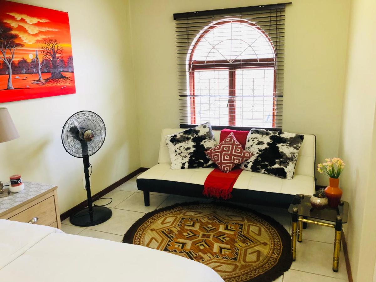 Suitetrails - Lovely self catering first floor apartment