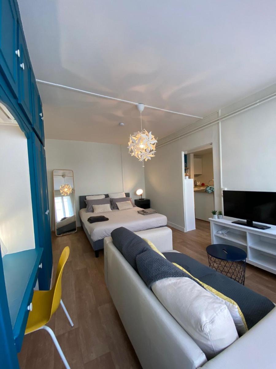 Cosy T1 ! Proche commerces et axes routiers - Housity