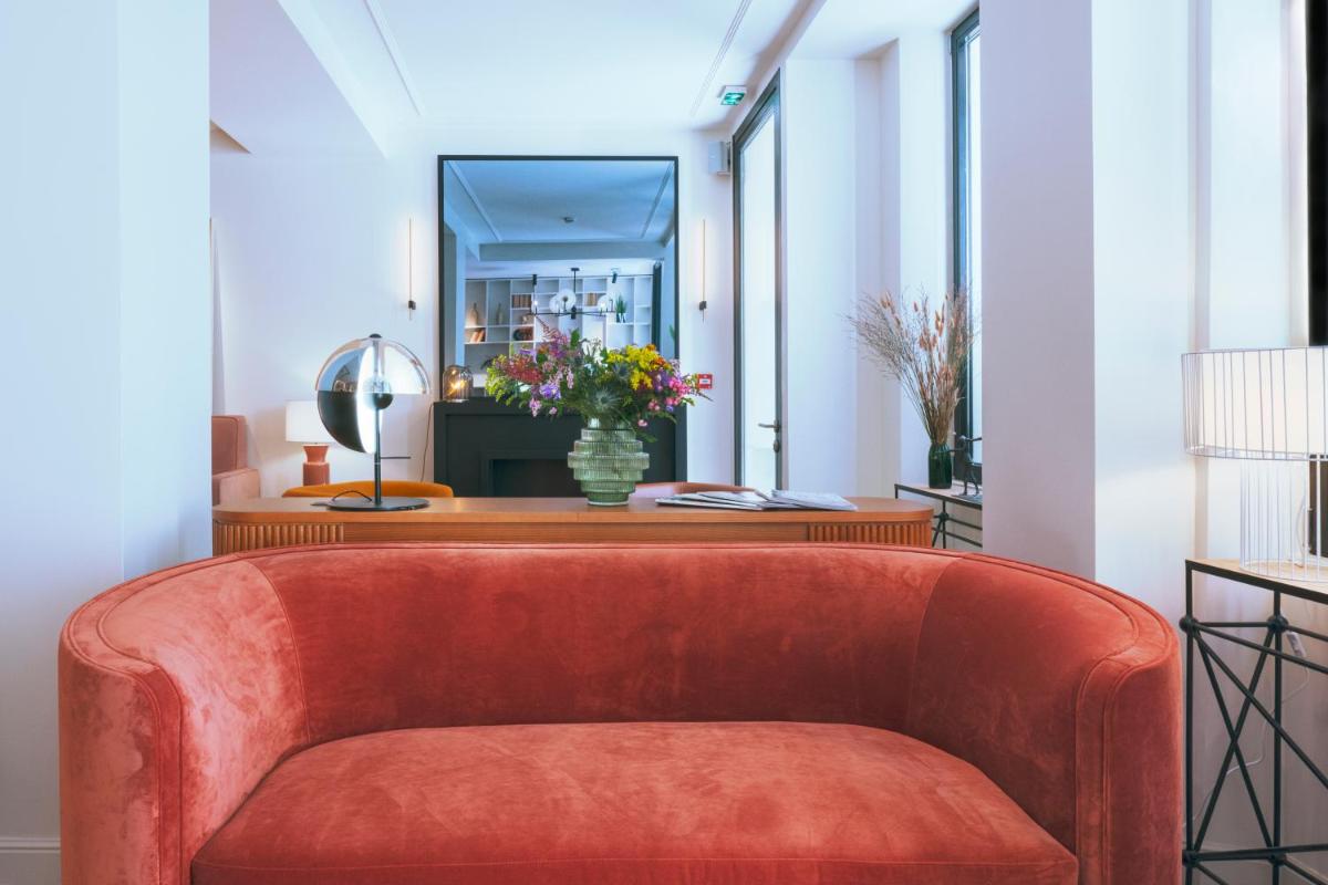 Coin salon dans l'établissement Dadou Paris