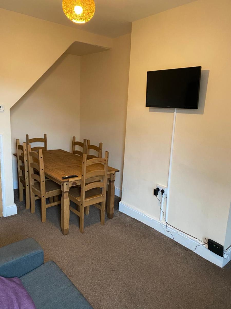 Seventy Seven - Housity