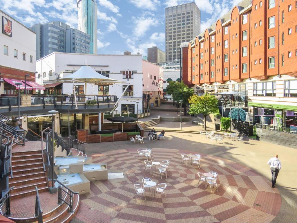 Arcadian Aparthotel - Housity