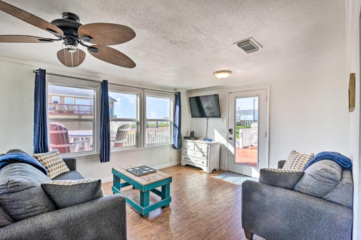 y Escape - Steps to Shore and Restaurant! - Housity
