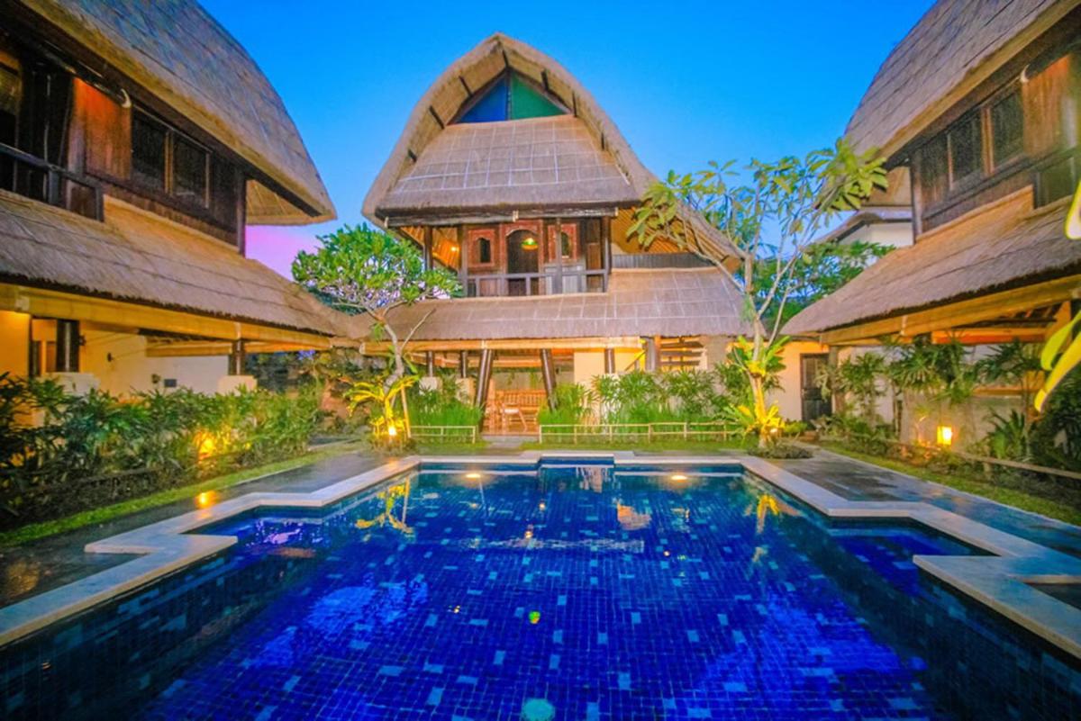 Radiant Jepun Villa - Housity