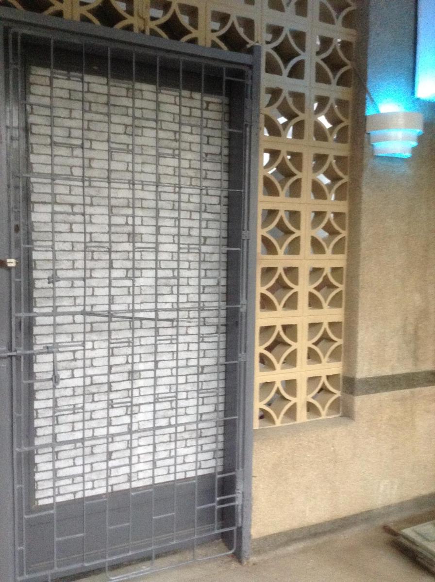 Lavarez Apartment - Housity