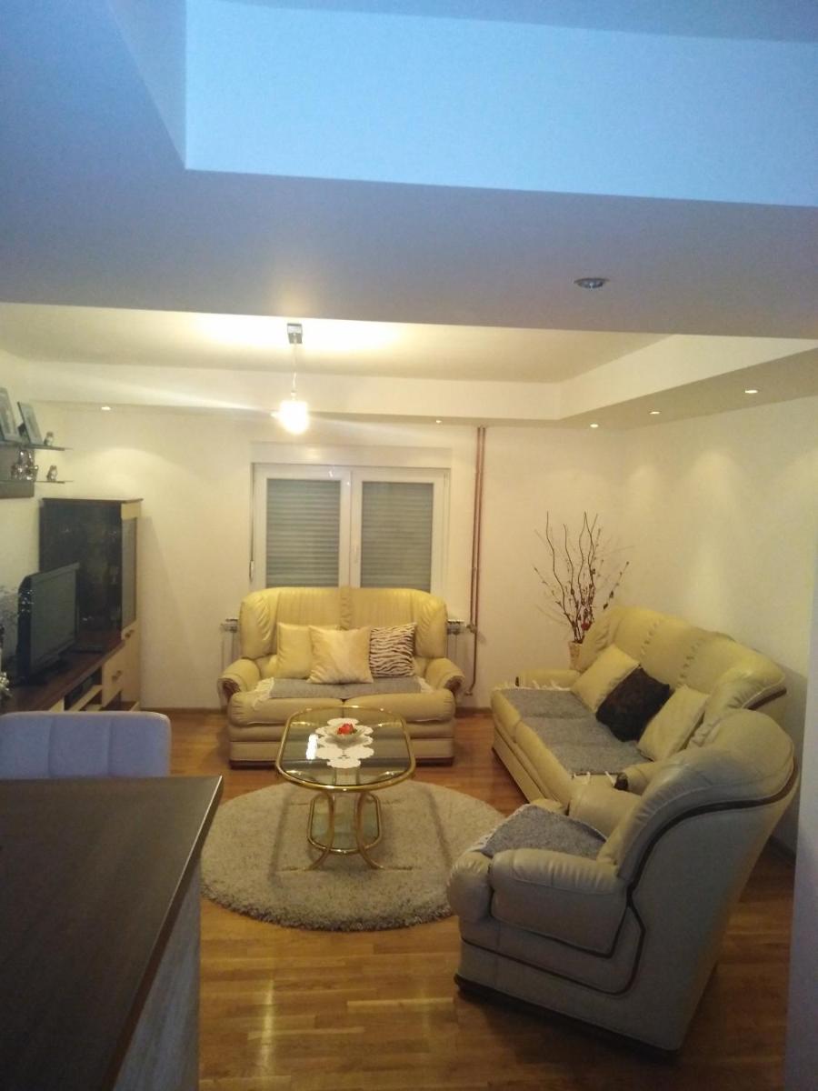 BLAGOJEVIĆ - Housity