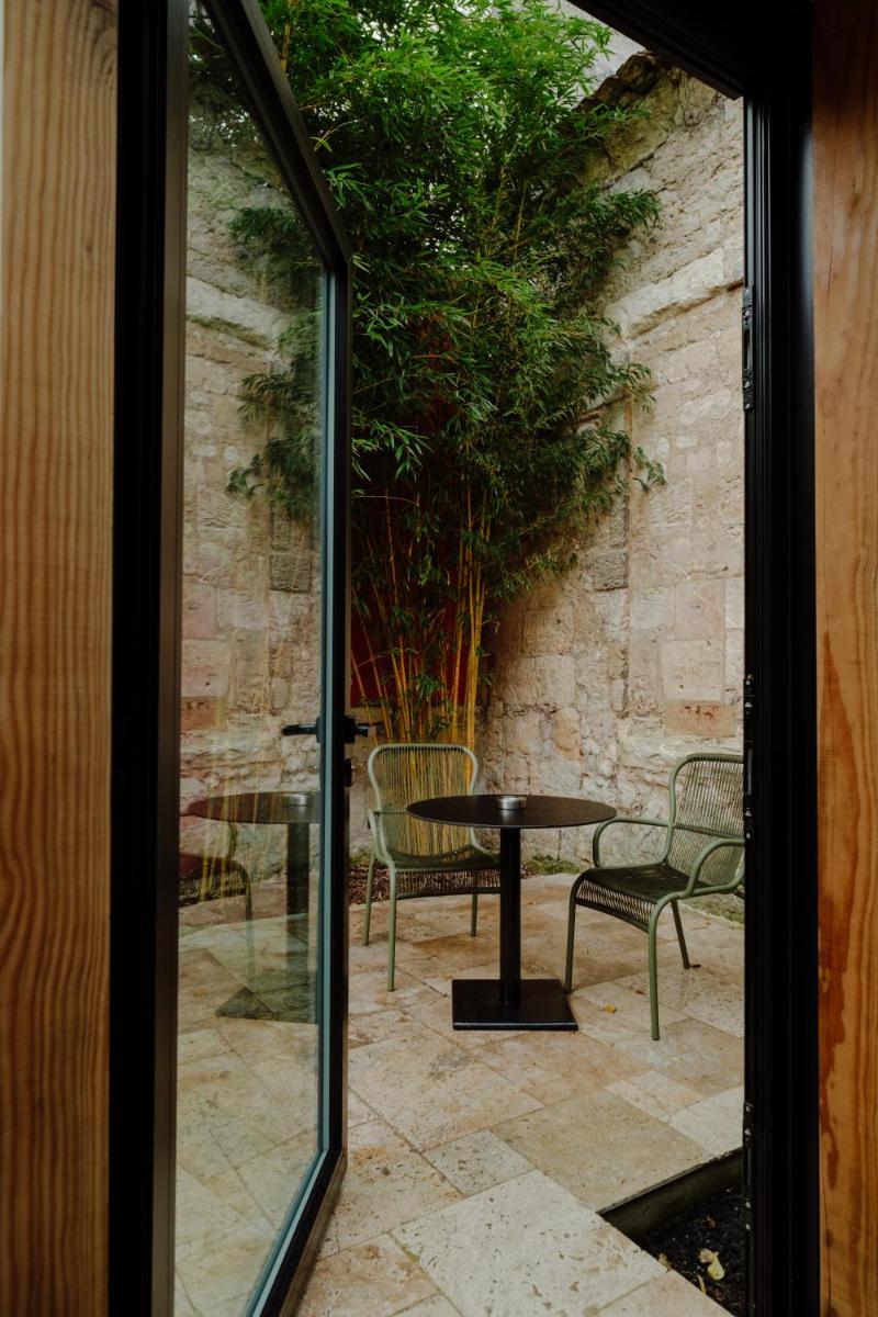 Terrasse ou espace extérieur de l'établissement Hôtel Maison Pavlov - Restaurant & Spa - Bordeaux Bouscat