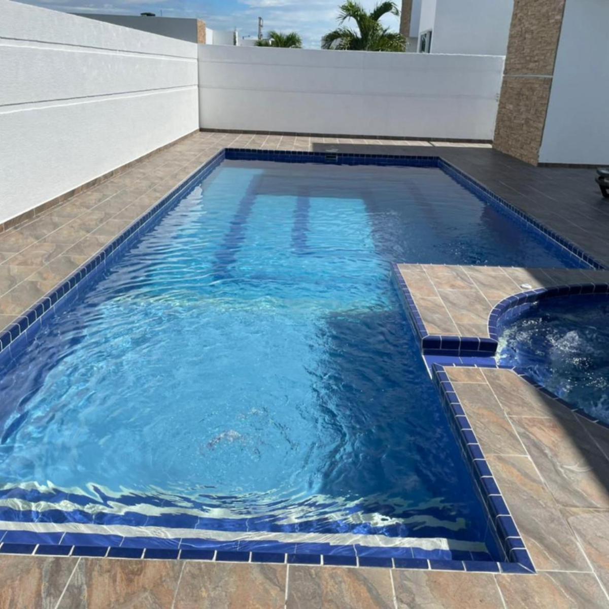 Casa Vacacional con Piscina Privada en Girardot - Housity