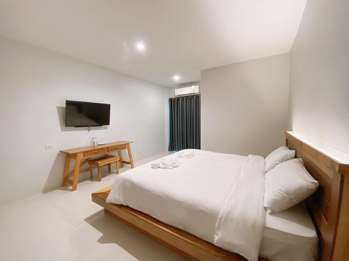 Greenish Ranong Hotel - Housity