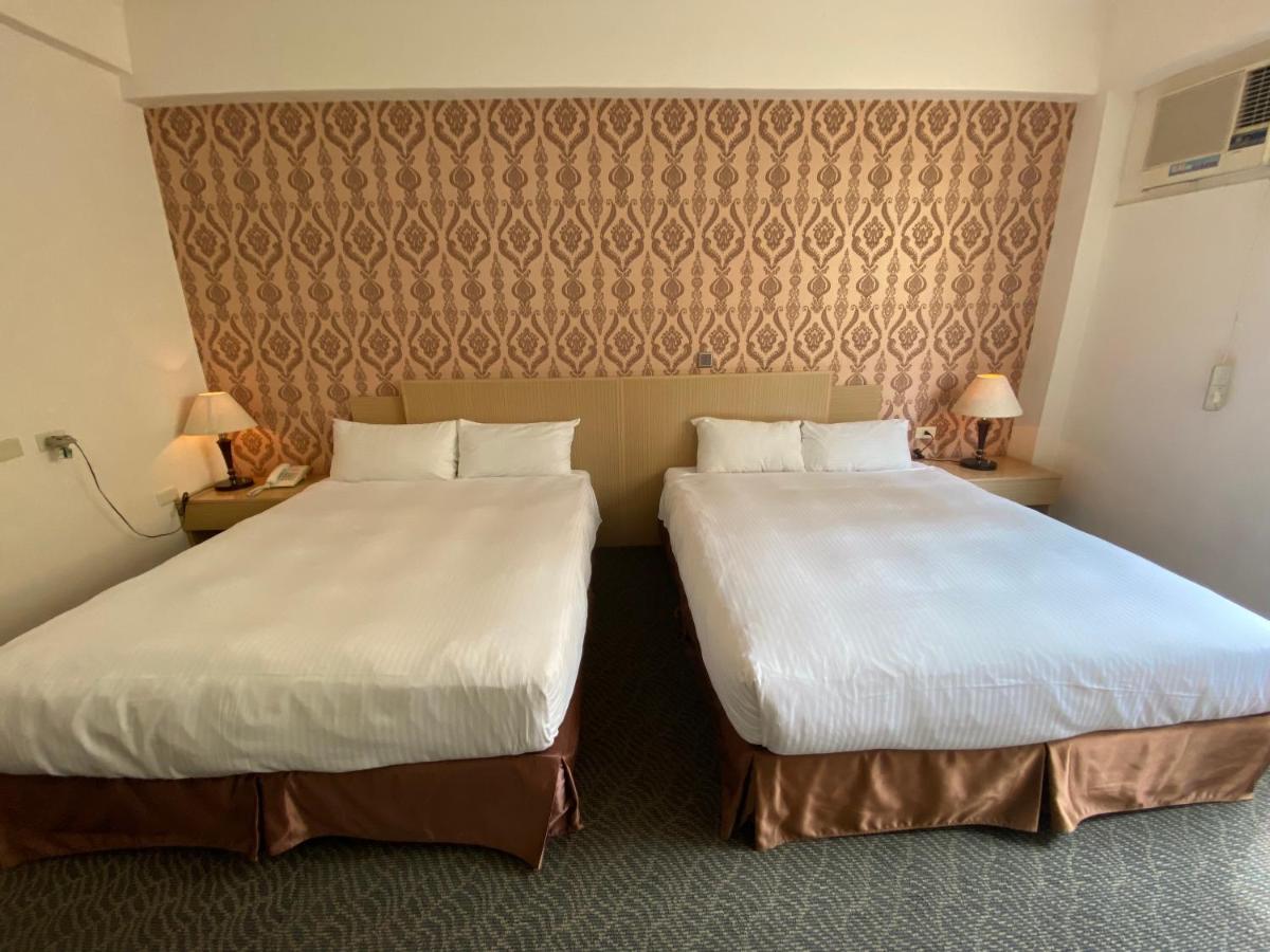 Dreamer Hotel - Housity