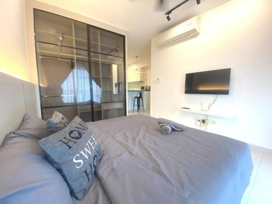 Teega Suites Puteri Harbour #Seaview Unit - Housity