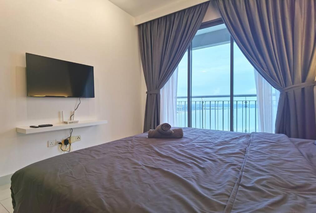 Teega Suites Puteri Harbour #Seaview Unit - Housity