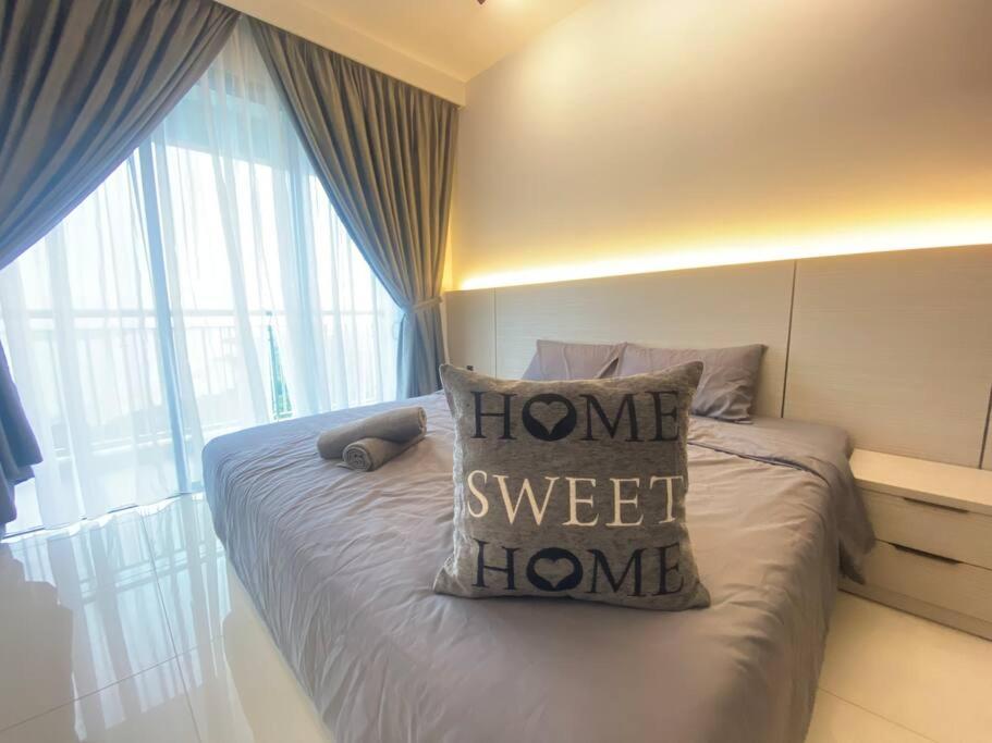 Teega Suites Puteri Harbour #Seaview Unit - Housity