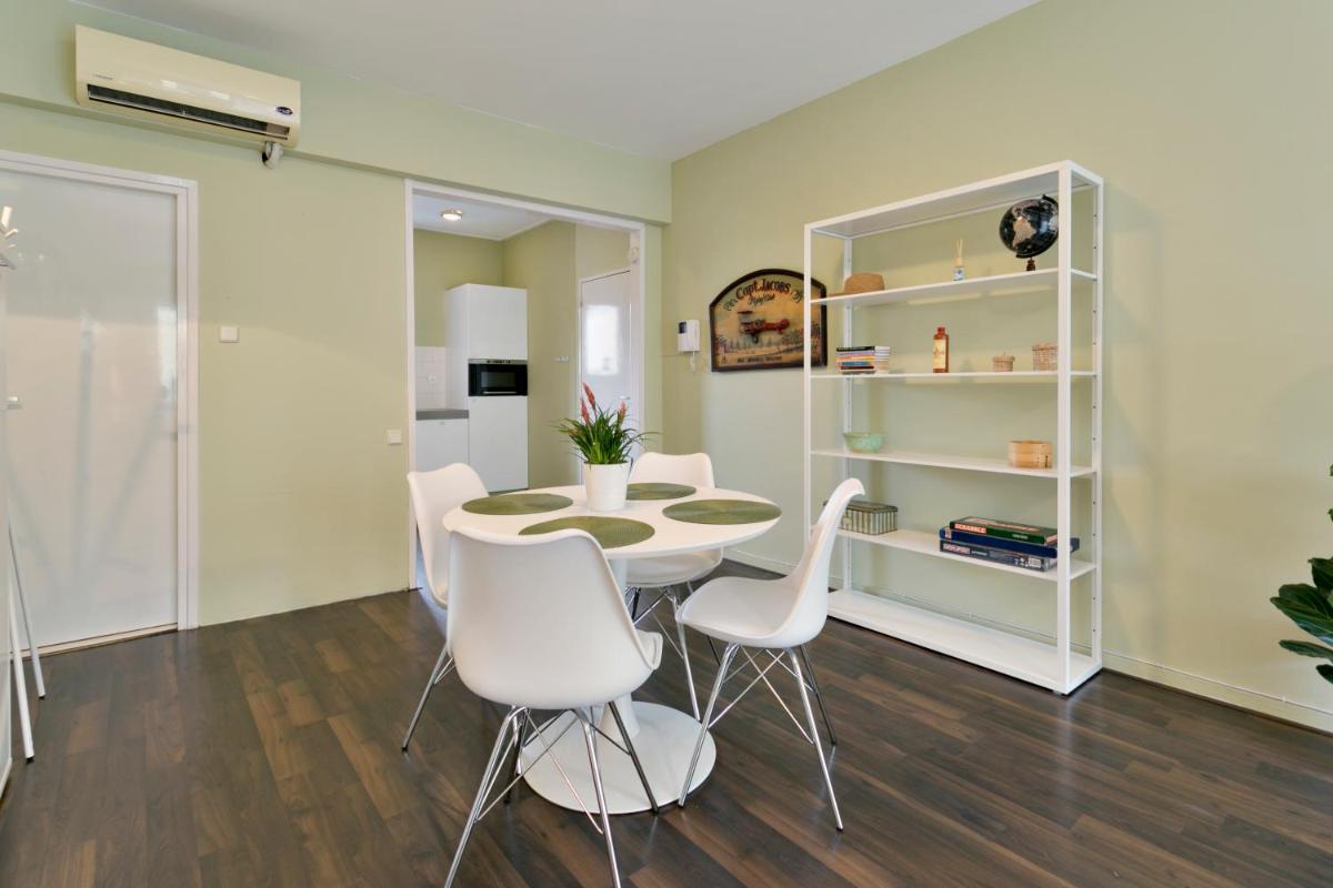 Cosy studio in city center with sunny terrace, free NETFLIX and Wifi - Housity
