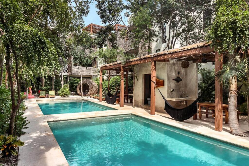 ?Amazing PH Suk Ha? La Veleta - Housity