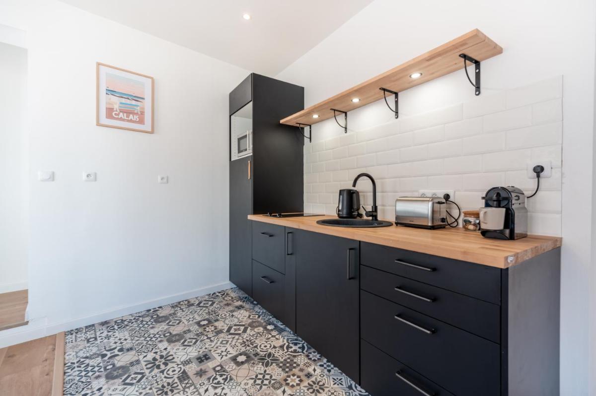 Calais Black - Centre Ville - Premium - Housity