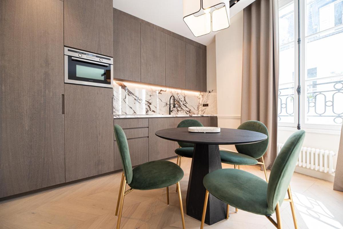 MBM - Luxury home in marais - Housity