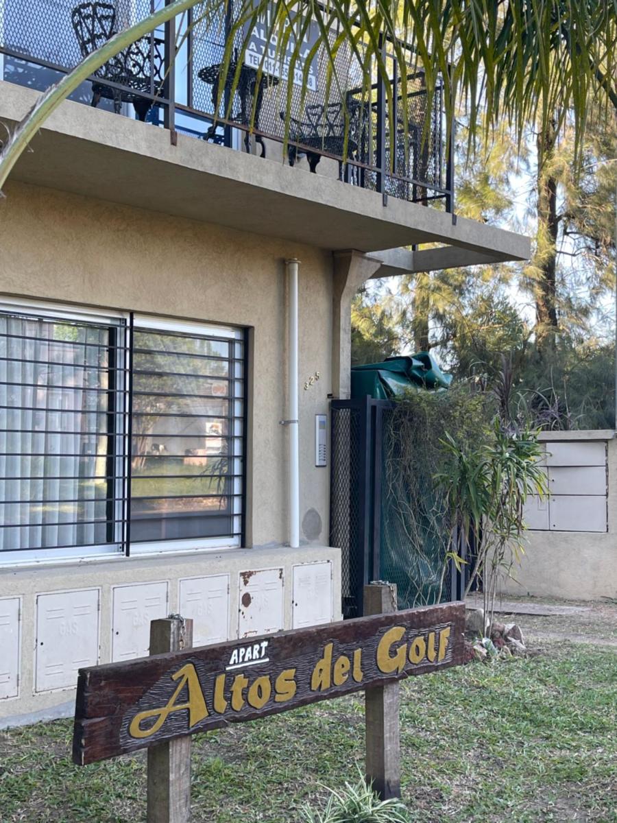 Apart Altos del Golf - Housity