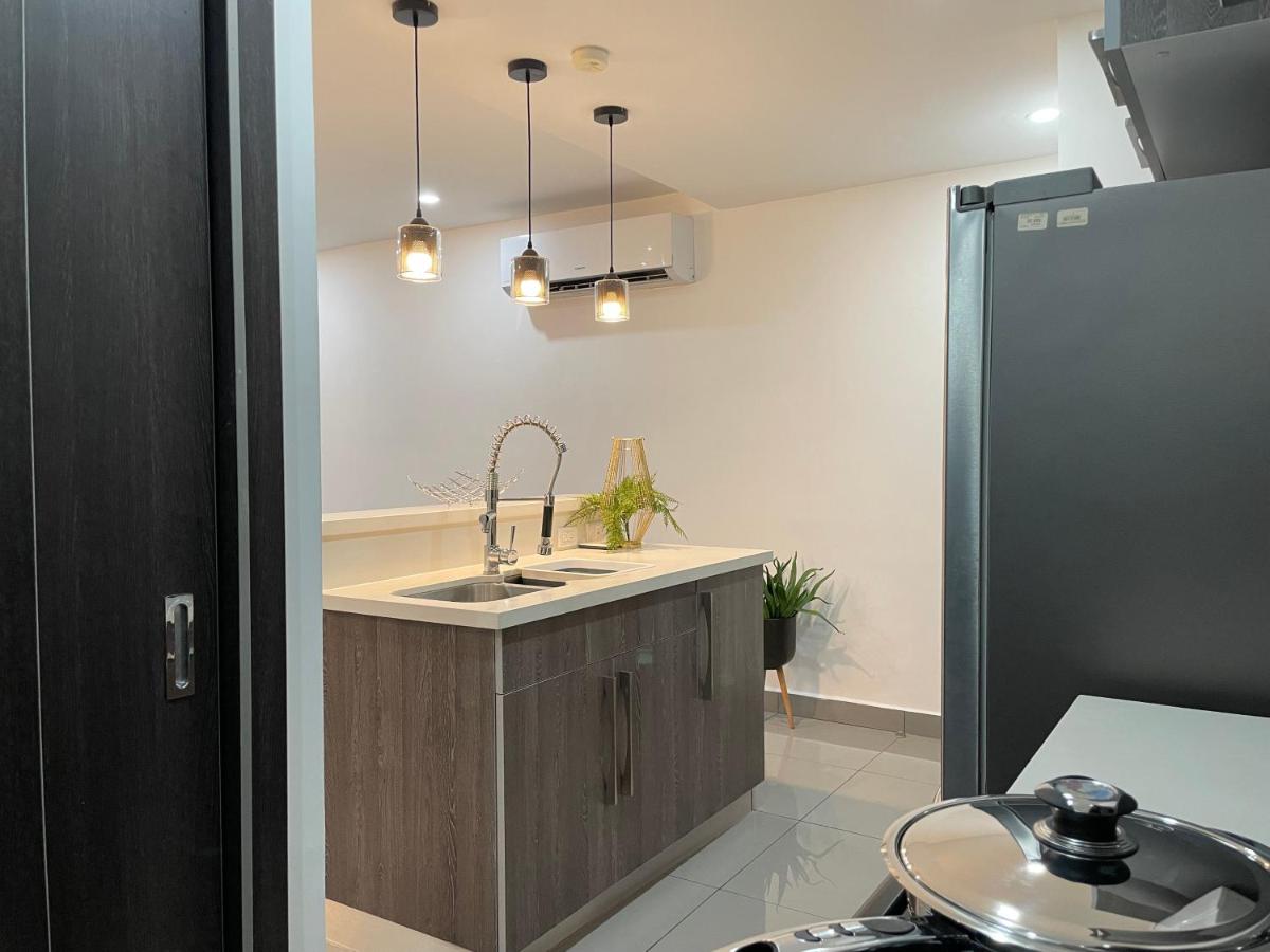 Fino y Elegante Condominio Ejecutivo - Housity