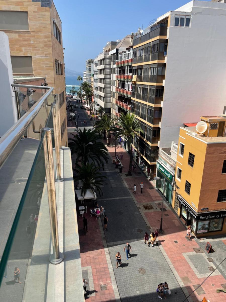 Enjoy Las Canteras - Housity