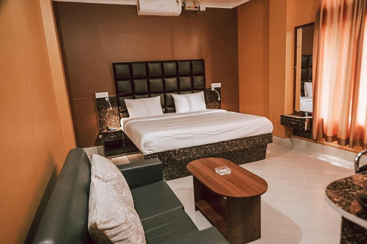 wings THE PRIDE - Housity